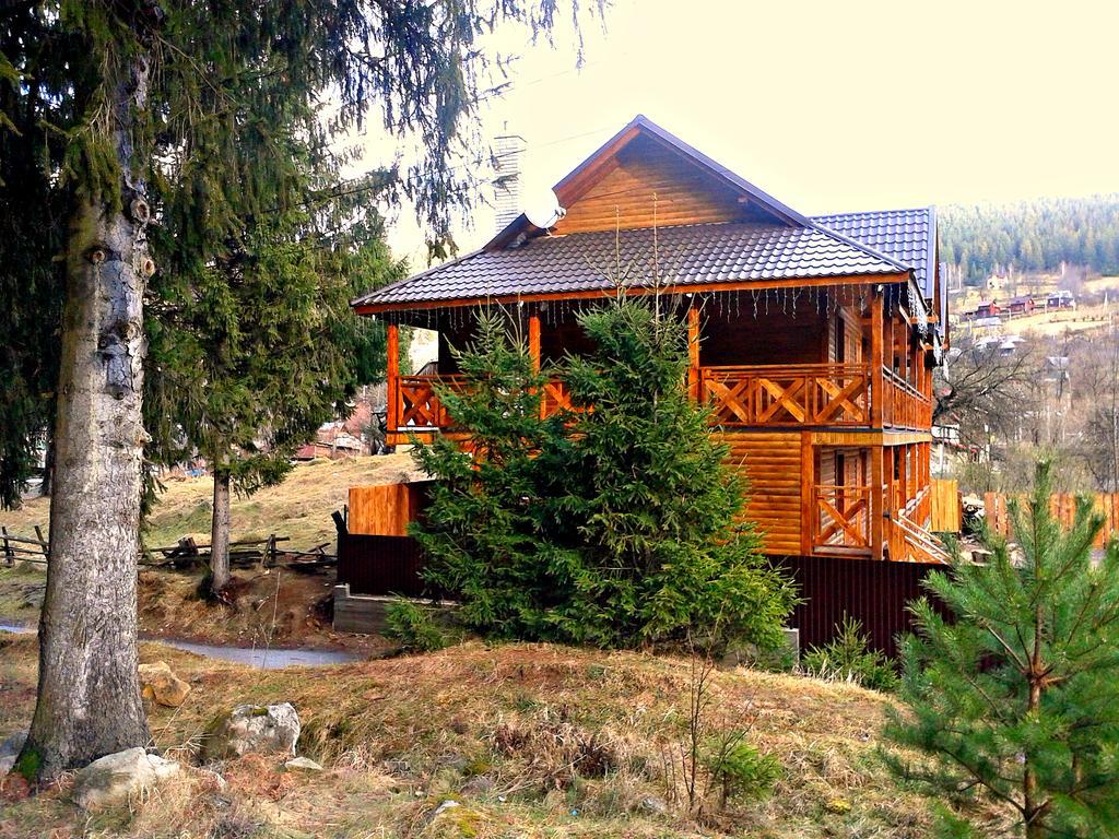 賓館 Krym Yaremche